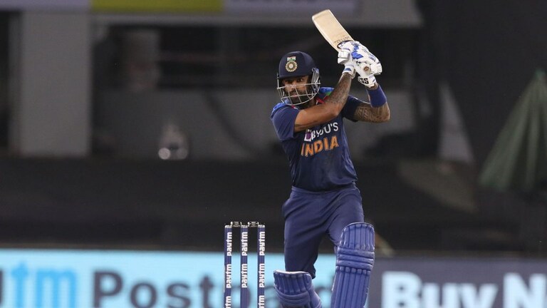 Ind vs Eng : T-20 सिरीजसाठी भारतीय संघ जाहीर,सूर्यकुमारला संधी Mumbai Tak