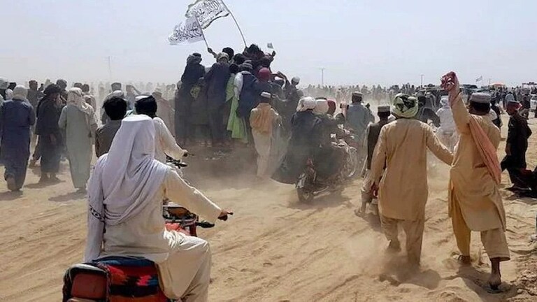 Taliban-Afghanistan War : अफगाणिस्तानात होणार सत्तांतर?, काबूलला वेढा पडताच घडामोडींना वेग MumbaiTak