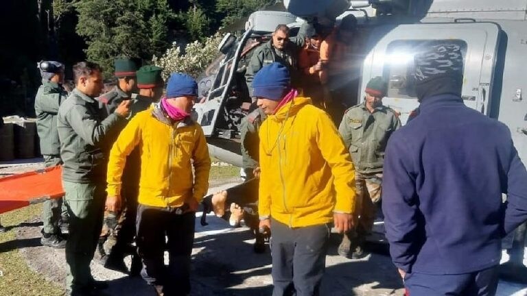 ट्रेकिंग ठरलं जीवघेणं! 11 पैकी सात ट्रेकर्सचे मृतदेह सापडले, दोघांना वाचवण्यात यश Mumbai Tak