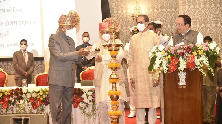 विरोधात असताना आम्ही राजभवनात कधीतरी शिष्टमंडळ घेऊन यायचो, रोज नाही-उद्धव ठाकरे Mumbai Tak