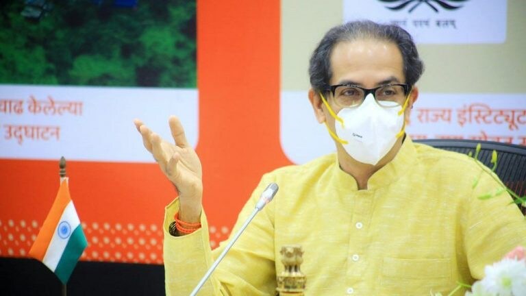 ग्रामीण भागात दहावी-बारावीचे वर्ग सुरु करण्याचे प्रयत्न करा – मुख्यमंत्र्यांचे यंत्रणांना आदेश Mumbai Tak