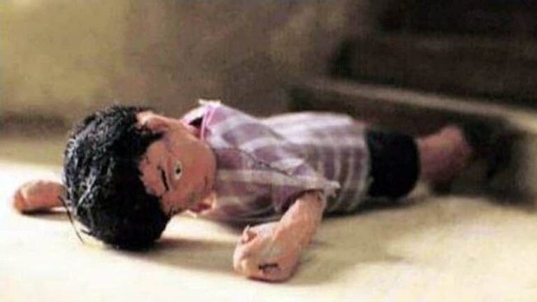 अंबरनाथमध्ये दुकान मालकाचं भयंकर कृत्य! अल्पवयीन मुलावर केला अनैसर्गिक अत्याचार Mumbai Tak