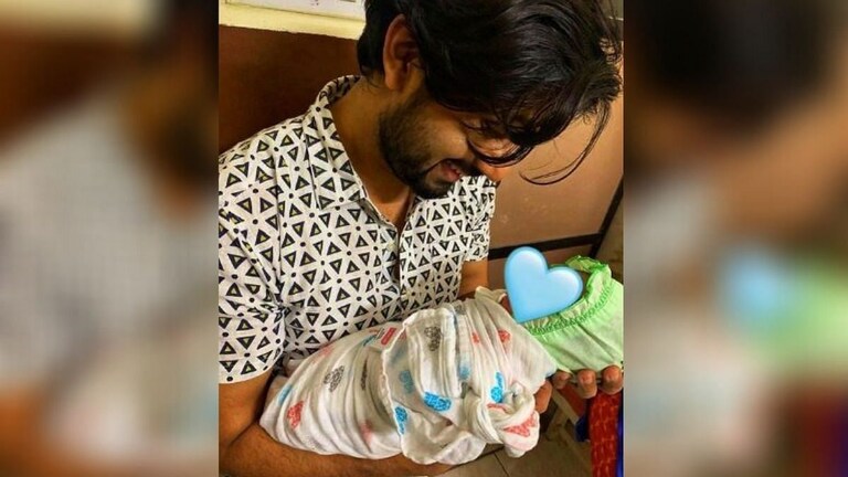 शशांक केतकर झाला बाबा; बाळाचं नाव ठेवलं… Mumbai Tak