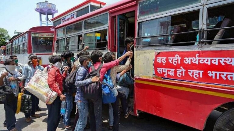 लोकल सुरू, पण मुंबईकर अजूनही बसच्या रांगेत Mumbai Tak