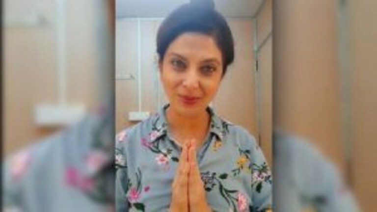 वर्षा उसगावकर यांनी कोळी समाजाची हात जोडून माफी का मागितली? काय आहे प्रकरण? Mumbai Tak