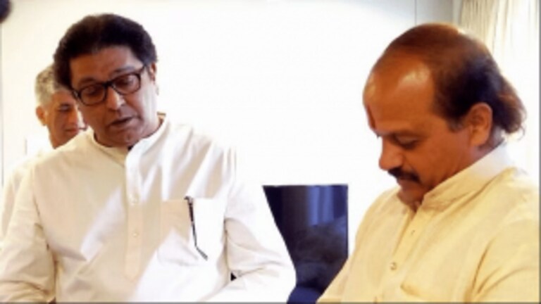 MNS: ‘राज ठाकरेंनी मला सांगितलं काम थांबव, फक्त तुझ्या येथील…’, वसंत मोरेंचा मोठा दावा Mumbai Tak