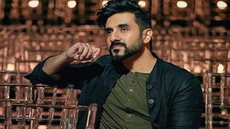 Vir Das :  कॉमेडियन वीर दासविरुद्ध गुन्हा दाखल; काय आहे ‘Two Indias’ प्रकरण? Mumbai Tak