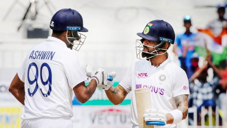 आश्विनच्या जाळ्यात अडकले इंग्लंडचे प्लेअर्स, भारताची सामन्यावर पकड Mumbai Tak