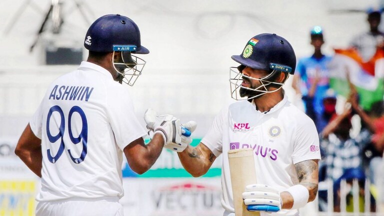 आश्विनच्या जाळ्यात अडकले इंग्लंडचे प्लेअर्स, भारताची सामन्यावर पकड Mumbai Tak