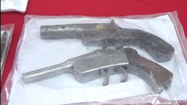 पोल्ट्री फार्मसाठी घेतलेलं कर्ज फेडण्यासाठी सराफाचं दुकान लुटलं, वाशिममधील ‘त्या’ घटनेचं गुढ उकललं Mumbai Tak