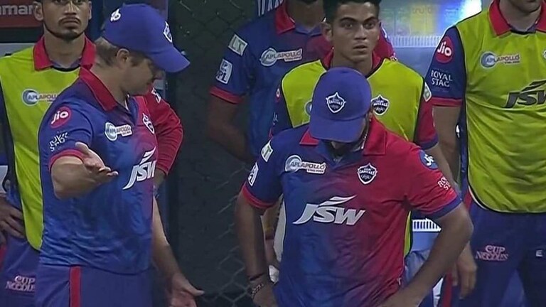 IPL 2022 : घडलेला प्रकार दुर्दैवी, मैदानात जाऊन वाद घालणं अयोग्यच – शेन वॉटसन mumbaitak