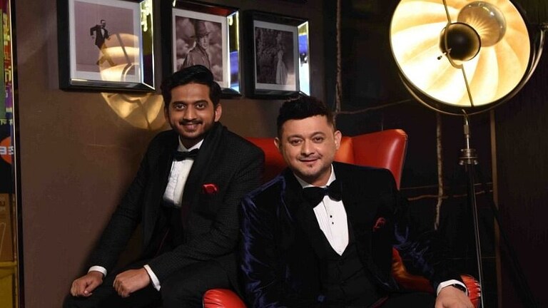 महाराष्ट्राचा फेवरेट कोण?’ सुवर्ण दशक सोहळ्याची नामांकन जाहिर Mumbai Tak