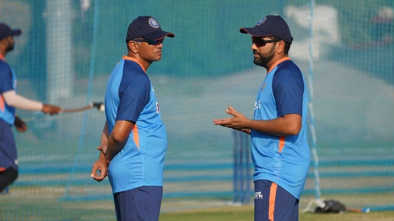 रोहित-द्रविडवर संघातील खेळाडू नाराज?, दिग्गज पाकचा माजी क्रिकेटपटू शोएब अख्तरचा मोठा दावा Mumbai Tak