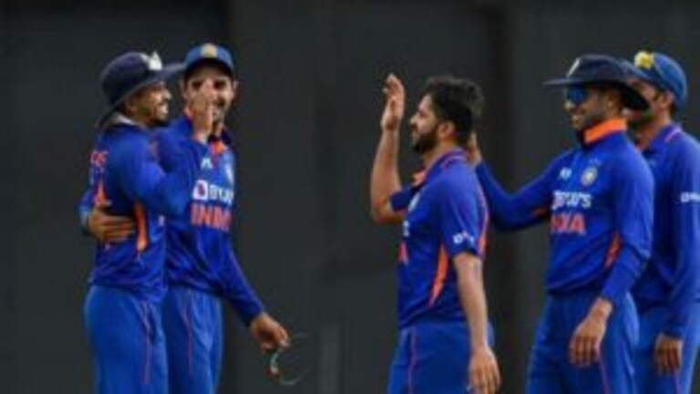 सय्यद मुश्ताक अली ट्रॉफीत मुंबईच्या प्लेयर्सची तुफान खेळी; विदर्भाचा पराभव करुन पहिल्यांदाच फायनलमध्ये धडक Mumbai Tak
