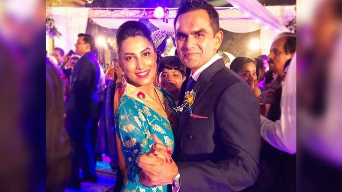 पती समीर वानखेडेंना टार्गेट करणाऱ्यांना क्रांती रेडकरने दिलं प्रत्युत्तर; म्हणाली… Mumbai Tak