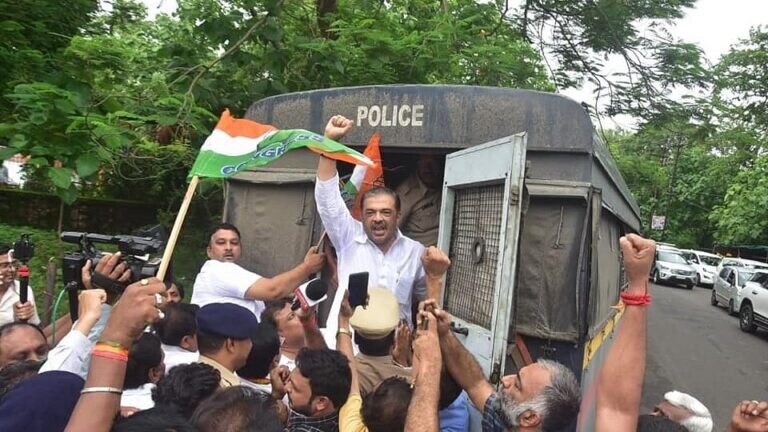 Sunil Kedar: काँग्रेसच्या सुनील केदारांना 1 वर्षांची शिक्षा, प्रकरण काय? Mumbai Tak