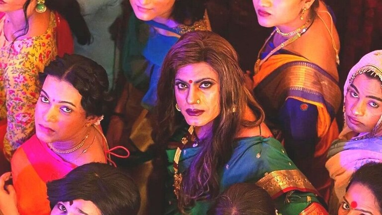 Haddi : कानात झुमके, हातात बांगड्या… नवाजुद्धीन सिद्दीकीचा लुक पाहून चाहतेही अवाक् Mumbai Tak