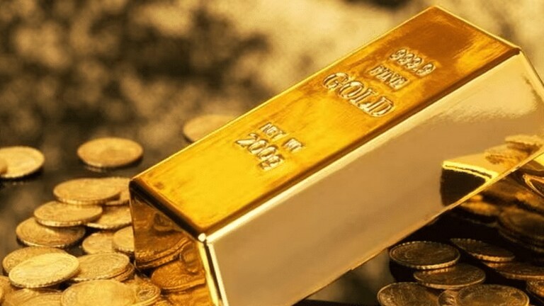 Gold Price : आठवड्यातभरात सोन्याच्या किमतीत अचानक बदल, 24 कॅरेटचा भाव काय? Mumbai Tak