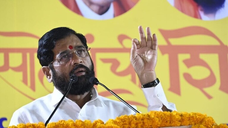 BMC Election: शिंदेंचे 12 शिलेदार ठाकरेंना भिडणार Mumbai Tak