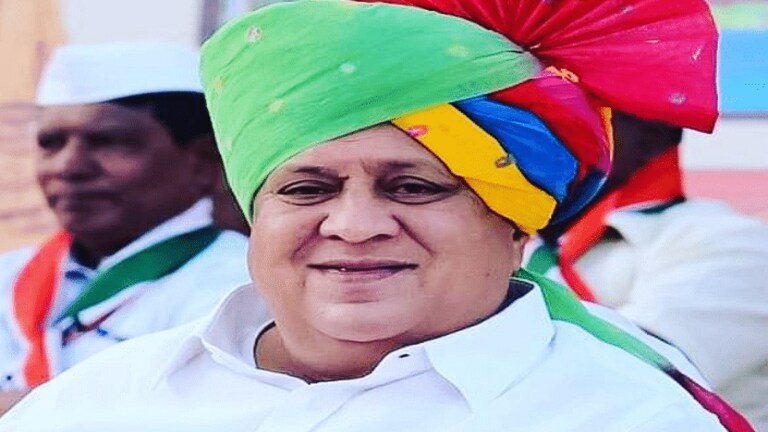 Hasan Mushrif : कार्यकर्ता ते कोल्हापुरमधील राष्ट्रवादीचा चेहरा… हसन मुश्रीफ कोण आहेत? Mumbai Tak