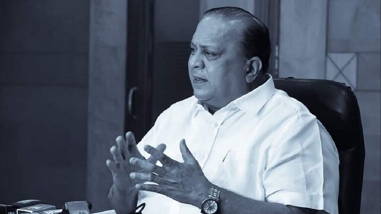 Hasan Mushrif यांना अटक होणार? कागलमध्ये वातावरण तापलं : समर्थक आक्रमक Mumbai Tak