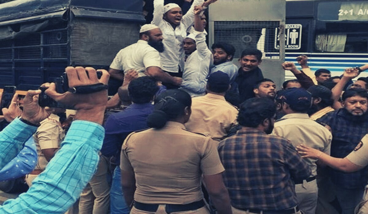 Mumbai Tak