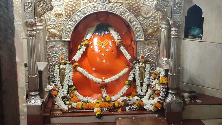 Ganeshotsav 2022 : पुणे जिल्ह्यातील मोरगावात गणपती का बसवत नाहीत? Mumbai Tak