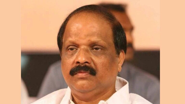 CM शिंदे यांच्या आमदारावर मुंबई पोलिसांची कारवाई : सदा सरवणकरांचे पिस्तुल जप्त Mumbai Tak