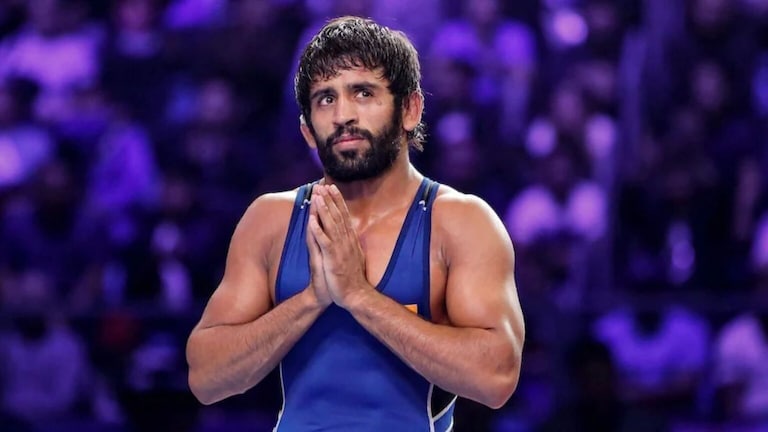 Commonwealth Games 2022: सामन्यादरम्यान असं काय घडलं की स्टेडियम रिकामं करावं लागलं? Mumbai Tak