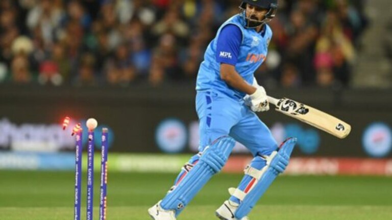 Ind Vs Aus : KL Rahul ला बाहेर ठेवल्यास या चेहऱ्यांना संधी मिळणार? Mumbai Tak