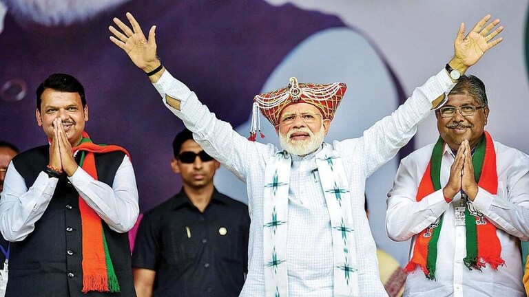 PM Modi in Mumbai : BMC च्या प्रचाराचा नारळ फुटणार, 8 कामाचं आज उद्घाटन Mumbai Tak
