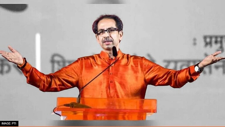Uddhav Thackeray: शिंदेंच्या ठाण्यात ठाकरेंची गर्जना, म्हणाले, लवकरच… Mumbai Tak