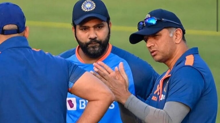 Virat kohli आणि Rohit Sharma ला T20 संघात का स्थान नाही?; द्रविड म्हणाला… Mumbai Tak