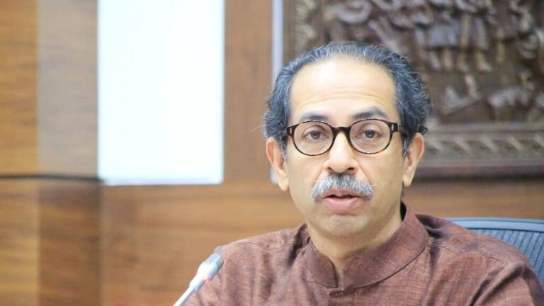 Shiv Sena: चिन्ह, पक्षानंतर ठाकरेंना आणखी धक्का, ‘या’ दोन गोष्टीही निसटल्या! Mumbai Tak