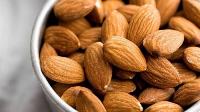 Almond Disadvantages : तुम्हीही, जास्त बदाम खाता? शरीरावर होऊ शकतात ‘हे’ दुष्परिणाम Mumbai Tak