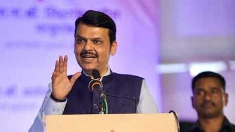 Devendra Fadnavis: ’20-20 ची मॅच आहे, अडीच वर्ष वाया गेली पण..’, फडणवीसांचा टोला Mumbai Tak