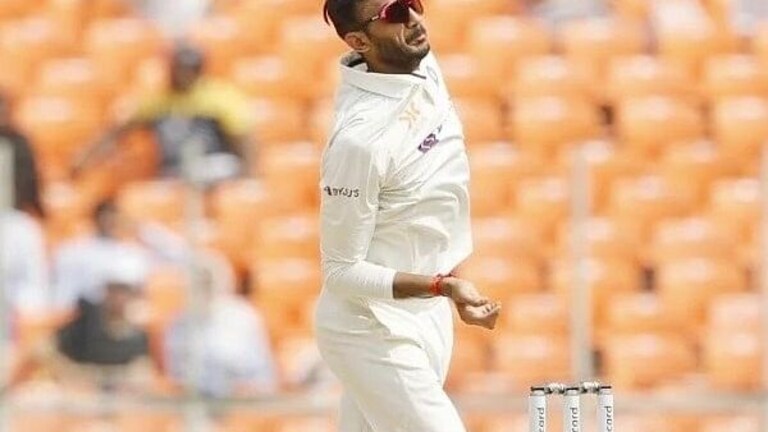 Axar Patel : लग्नानंतर क्रिकेटर अक्षरचं बदललं नशीब? आयपीएलमध्ये मिळाली ‘ही’ जबाबदारी… Mumbai Tak