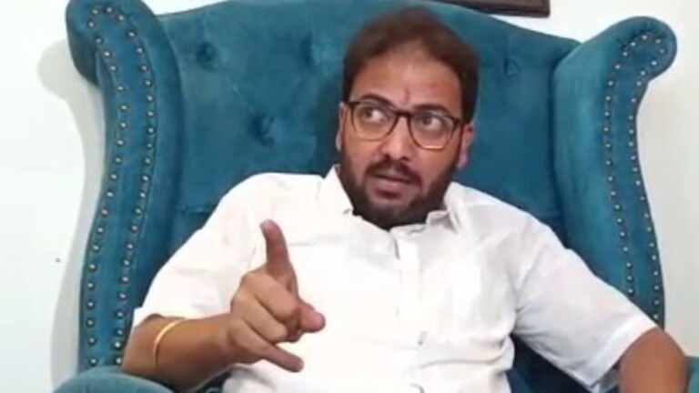 Maharashtra News : माहिम दर्गा अनधिकृत बांधकाम तोडल्याप्रकरणी मनसेच्या अमेय खोपकरांचं ट्वीट Mumbai Tak