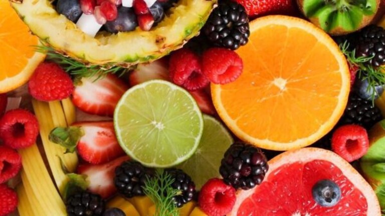 Fruits Storage :फळे लवकर खराब होतात? फ्रीजशिवाय ताजे ठेवण्याची ही घरगुती पद्धत घ्या जाणून.. Mumbai Tak