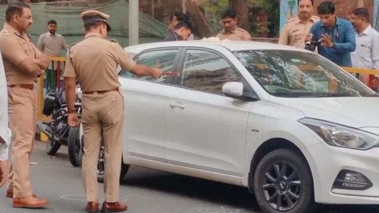 नवी मुंबईला हादरून टाकणारी घटना, दिवसाढवळ्या गोळ्या झाडून बिल्डरची हत्या Mumbai Tak