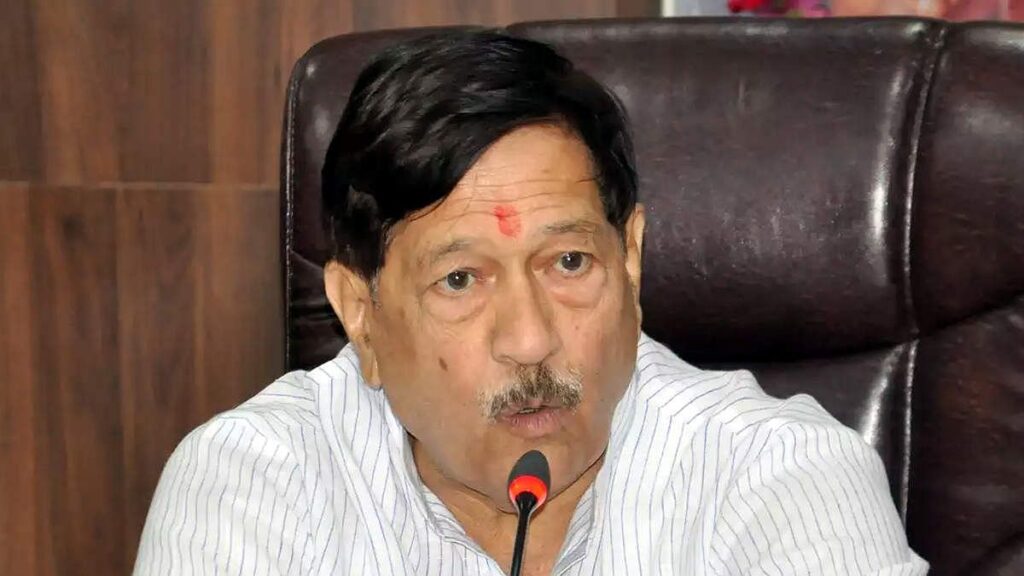 BJP Pune MP Girish Bapat admitted to hospital
