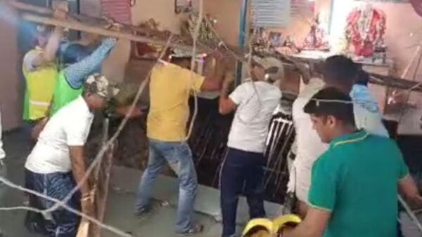 A major accident has taken place on the day of Ram Navami in Indore, Madhya Pradesh.