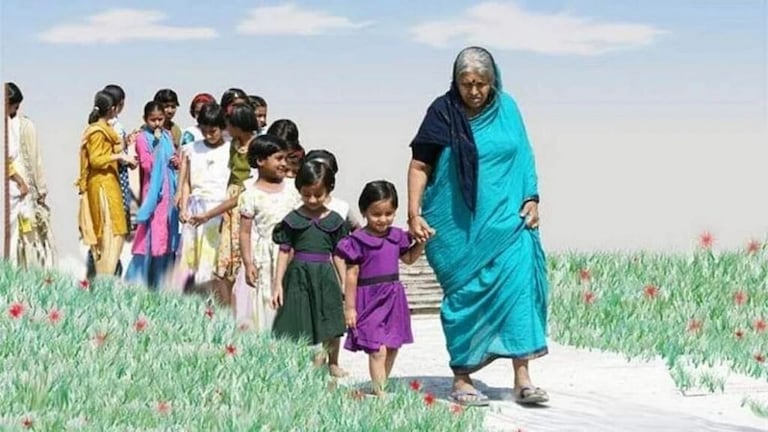 ‘चिंधी’ची सिंधुताई झाली अन् हजारो अनाथांना माय मिळाली; असा होता माईंचा संघर्ष Mumbai Tak