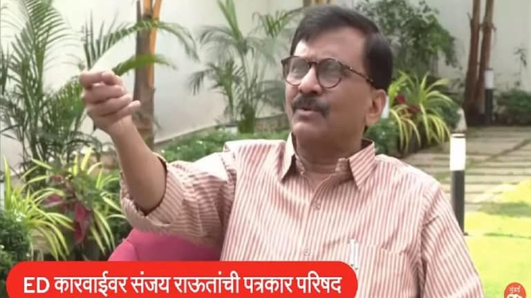 इराक, इराणप्रमाणे 2024 नंतर जनता लफंग्यांना रस्त्यावर उतरून मारेल: संजय राऊत Mumbai Tak