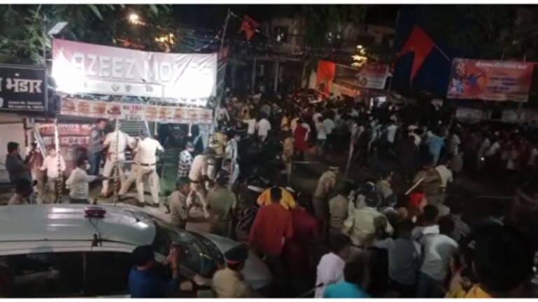 मालवणीत संभाजीनगरची पुनरावृत्ती टळली! शोभायात्रेदरम्यान काय घडलं? violence in mumbai clash between two groups during ram navami shobha yatra in malvani