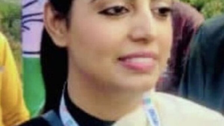 Mla Divya Maderna: स्वतःच्याच सरकारवर भडकल्या काँग्रेसच्या आमदार, नेमकं काय घडलं? Mumbai Tak
