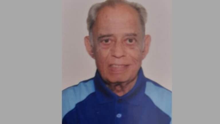 मराठी क्रीडा पत्रकारितेचा जनक हरपला! वि.वि. करमरकर यांचे निधन Mumbai Tak