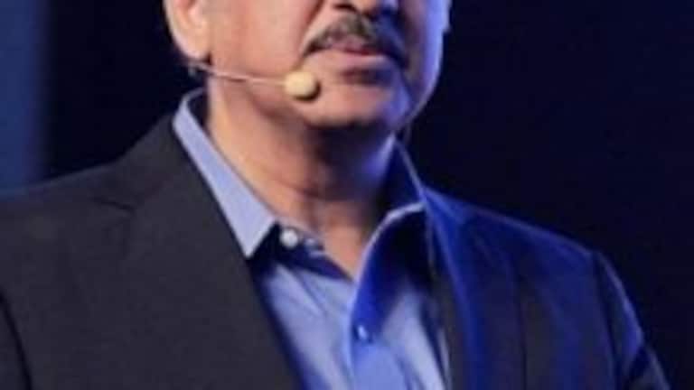 Snehdeep Singh : एकच गाणं विविध भाषेत, आनंद महिंद्रा ट्विट करत म्हणाले… Mumbai Tak