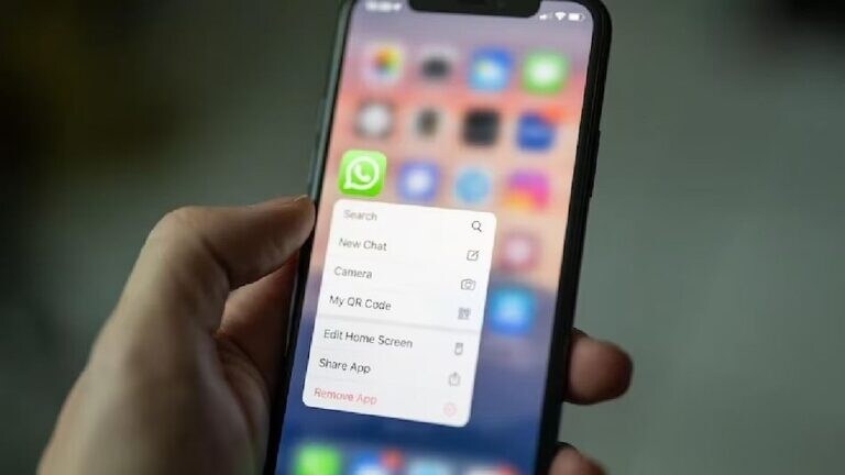WhatsApp Update : काम झालं सोप्पं! लेटेस्ट फिचरमुळे फोटोवरील टेक्स्ट करता येणार कॉपी Mumbai Tak