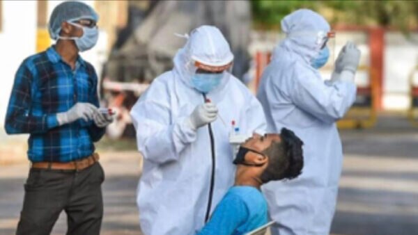 देशात कोरोनाचा कहर; 24 तासांत 10 हजार रुग्ण आढळले, महाराष्ट्रातही चिंता वाढली Mumbai Tak